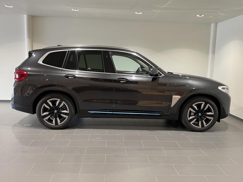 BMW iX3 Inspiring
