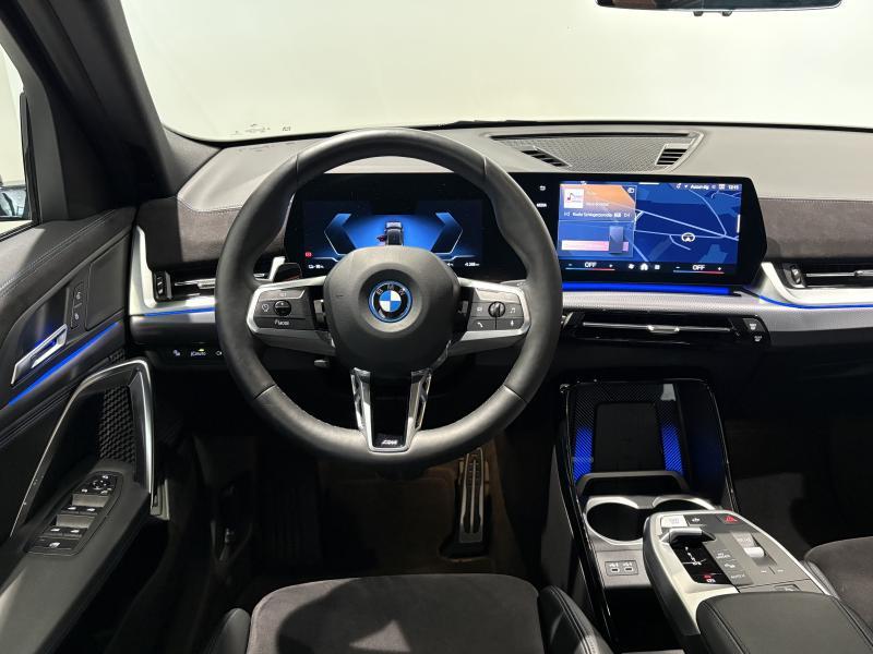 BMW iX2 xDrive 30