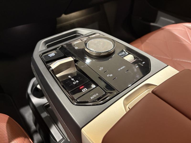 BMW iX xDrive 40